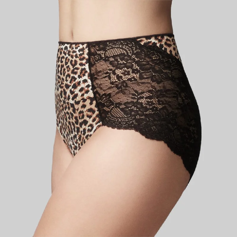 Women's bikini - style briefs with a scalloped edgeThe Knicker - Precision & Lace Full Brief Women's bikini - style briefs with a scalloped edgeThe Knicker - Precision & Lace Full Brief