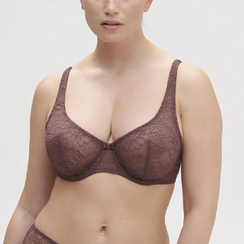 vintage style women bra and panty sets for a retro charmSimone Perele Embleme Byzantin Leavers Lace Unlined Bra 1C3323 vintage style women bra and panty sets for a retro charmSimone Perele Embleme Byzantin Leavers Lace Unlined Bra 1C3323
