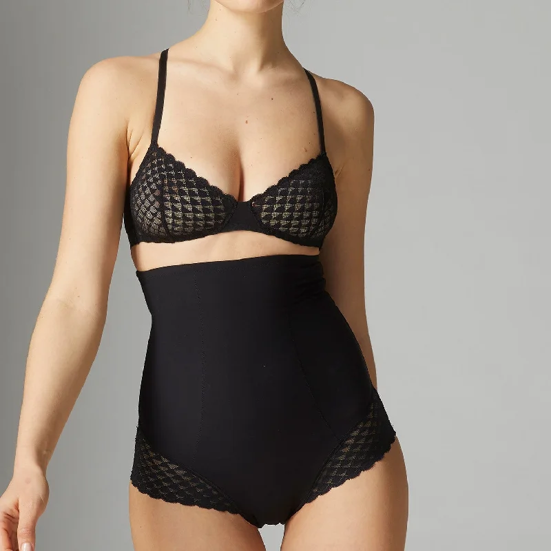 Retro - high - cut bikini briefs for a vintage charm​Simone Perele Subtile High Waist Brief Shaper Brief 19Y774