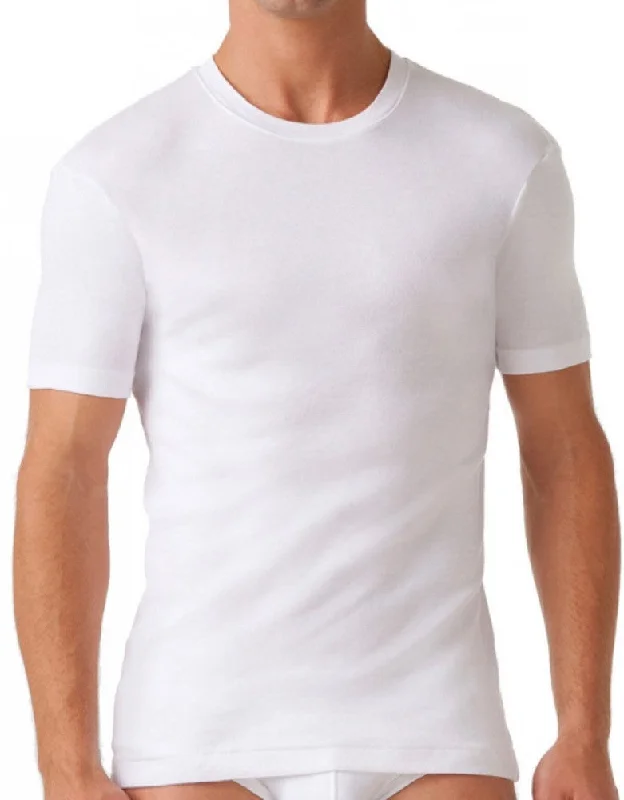 Bra with wide straps for added comfort and weight distribution 2xist Men's Pima Cotton Crew Neck T-Shirt 041005 Bra with wide straps for added comfort and weight distribution 2xist Men's Pima Cotton Crew Neck T-Shirt 041005