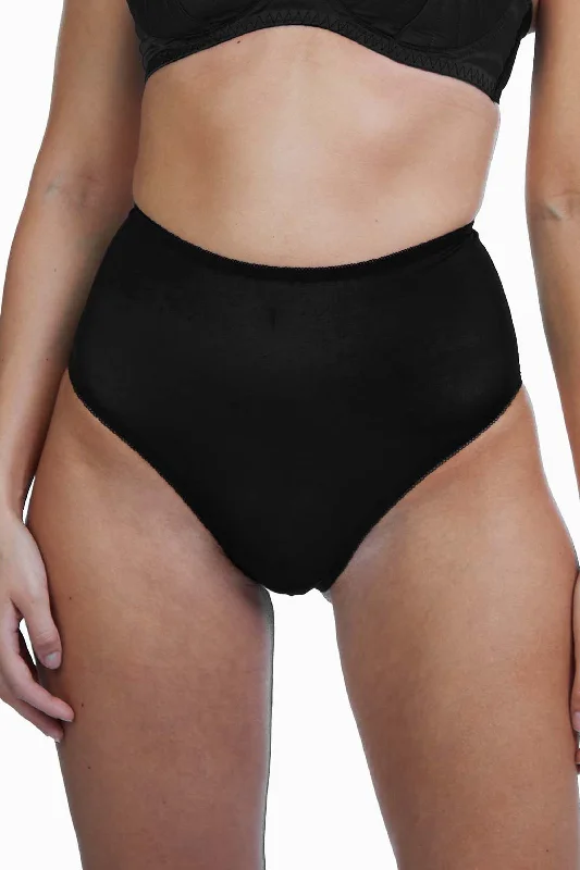 Bra with a mesh - lined cup for better breathability​ Mesh Classic Brief