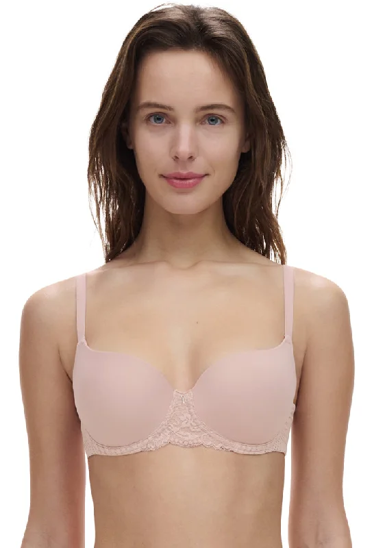 Bra with a seamless back for a smooth look under clothes CHANTELLE BRA-C93790 Easyfeel - Marilyn Covering T-Shirt Bra Bra with a seamless back for a smooth look under clothes CHANTELLE BRA-C93790 Easyfeel - Marilyn Covering T-Shirt Bra