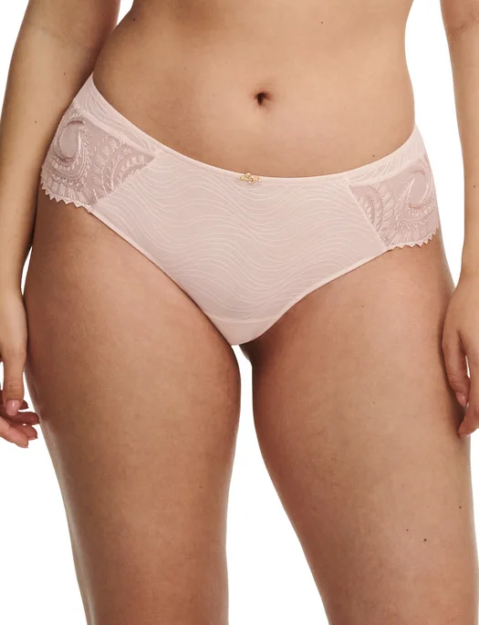 Open - bust shaper for versatile lingerie pairing​Chantelle Mystic Dream Hipster