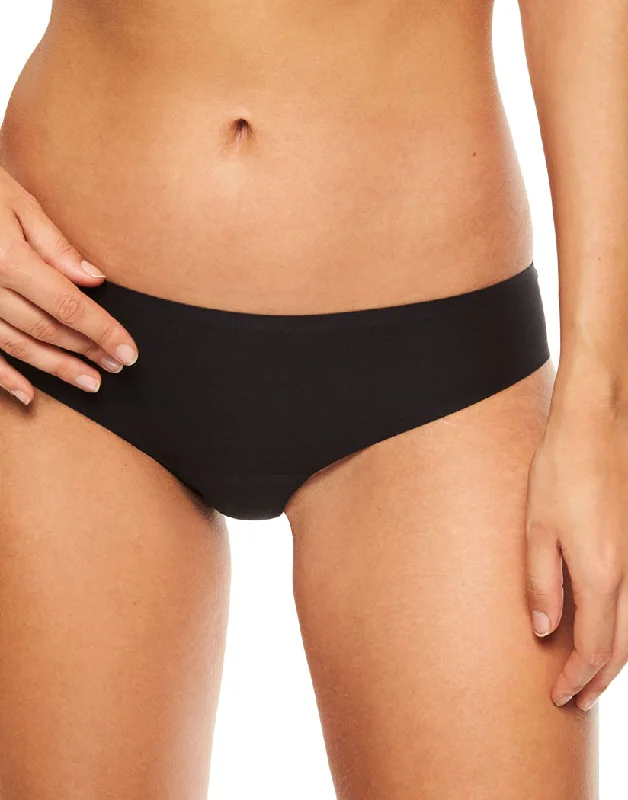 Bra with a lace - lined cup for a feminine and elegant look Chantelle Soft Stretch Bikini 2643 Bra with a lace - lined cup for a feminine and elegant look Chantelle Soft Stretch Bikini 2643