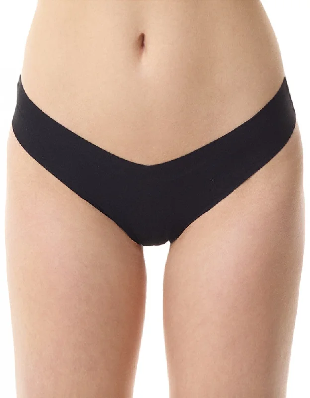 Bra with a seamless back for a smooth look under clothes​ Commando Classic Thong CT01