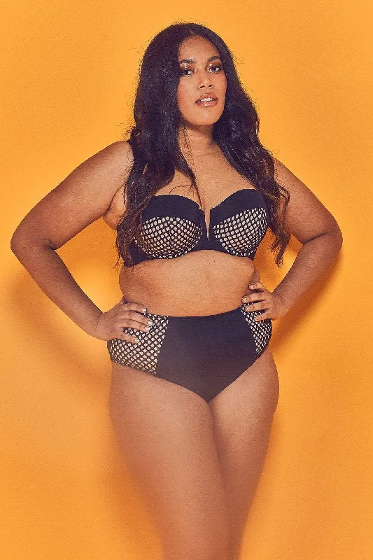 Bra with a hypoallergenic lining for sensitive skin Cyra Fishnet Panel Bikini Brief Curve Bra with a hypoallergenic lining for sensitive skin Cyra Fishnet Panel Bikini Brief Curve