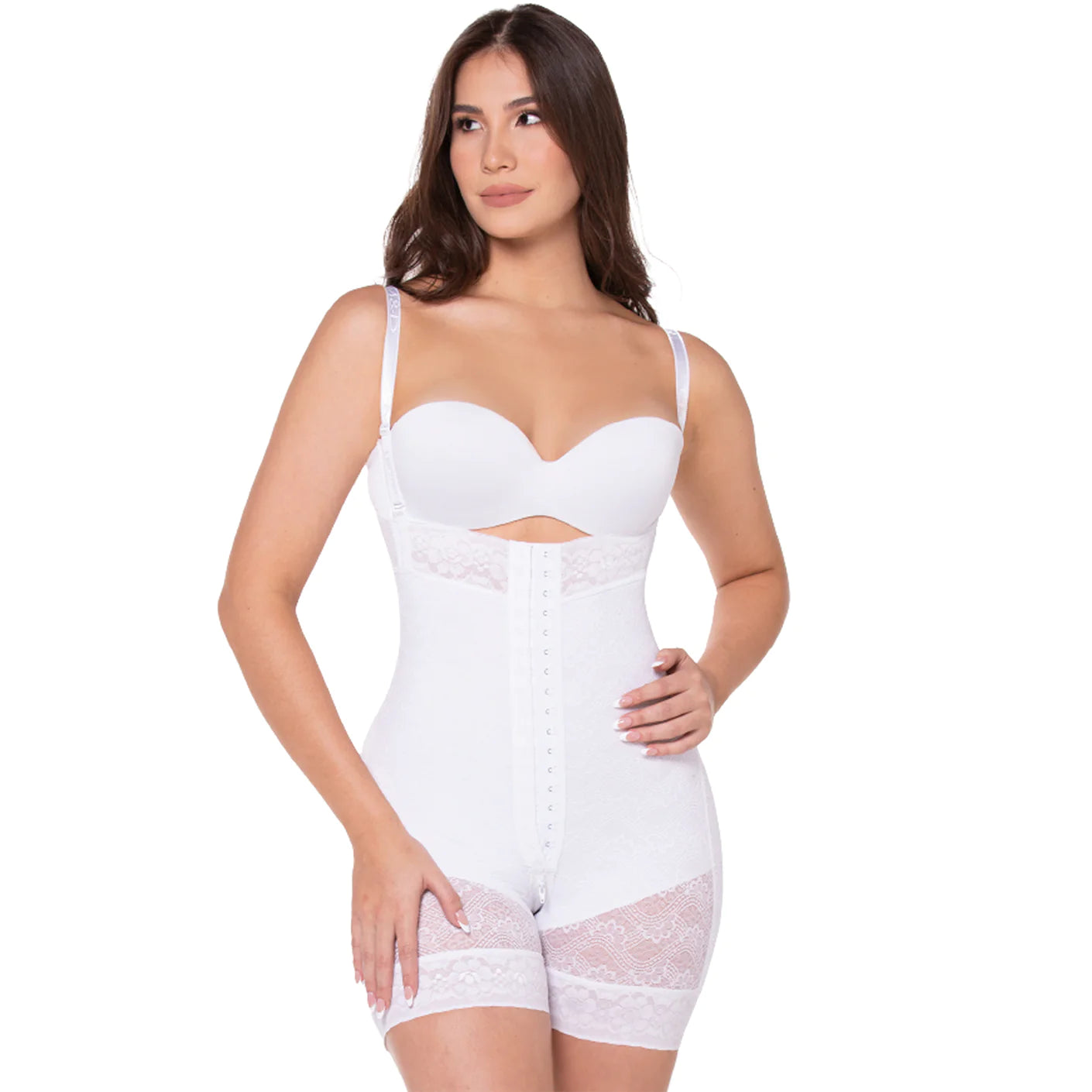 Shaper made of breathable fabric for all - day comfort​F09266 MyD