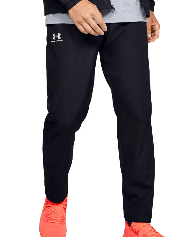 Bra with a wireless memory foam cup for ultimate comfort Under Armour Vital Woven Pants 1352031 Bra with a wireless memory foam cup for ultimate comfort Under Armour Vital Woven Pants 1352031