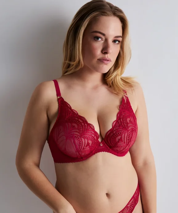 plus size women affordable bra for budget - conscious shoppersVibes Underwires Triangle Bra In Love Potion - Aubade plus size women affordable bra for budget - conscious shoppersVibes Underwires Triangle Bra In Love Potion - Aubade