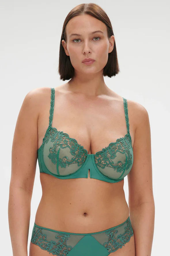 plus size women adjustable cup bra for a customized fitSaga Embroidered Half Cup In Garden Green- Simone Perele plus size women adjustable cup bra for a customized fitSaga Embroidered Half Cup In Garden Green- Simone Perele
