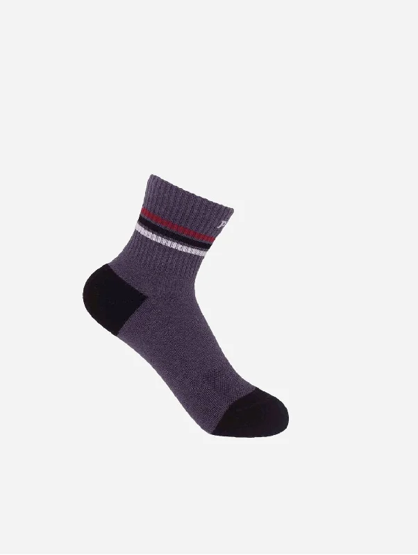 women tights with a gradient color for a trendy effectQuarter Crew Women's Organic Cotton Trainer Socks | Mauve