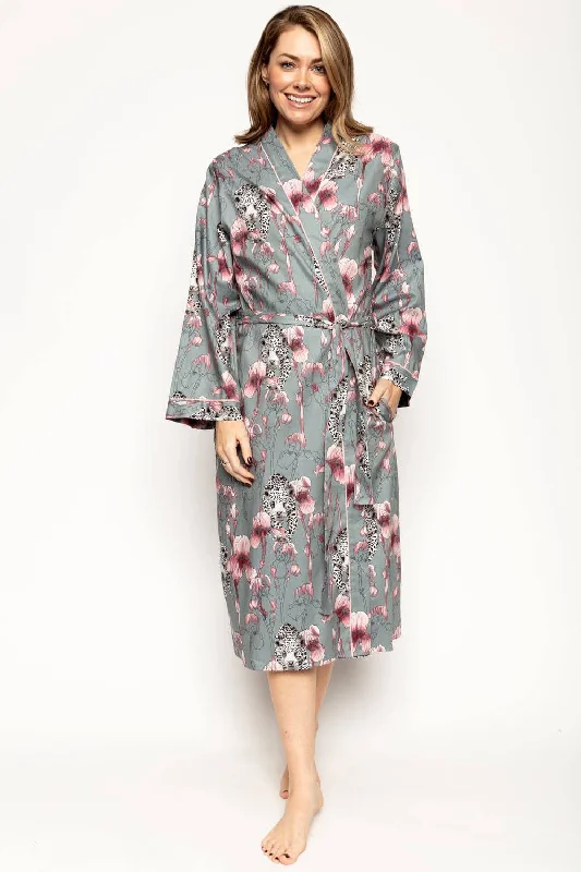 women robes with a faux - fur trim for a luxurious feelJessica Leopard Print Long Dressing Gown women robes with a faux - fur trim for a luxurious feelJessica Leopard Print Long Dressing Gown