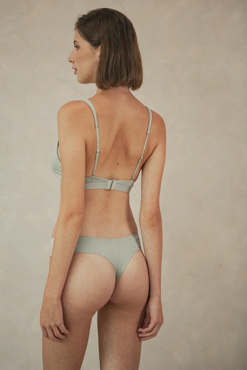 Seamless microfiber women thongs for everyday comfort​Mia Thong