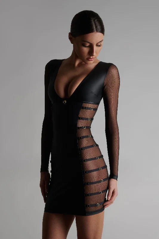 women robes with beaded accents for glamourRobe - Chambre Noire Privée